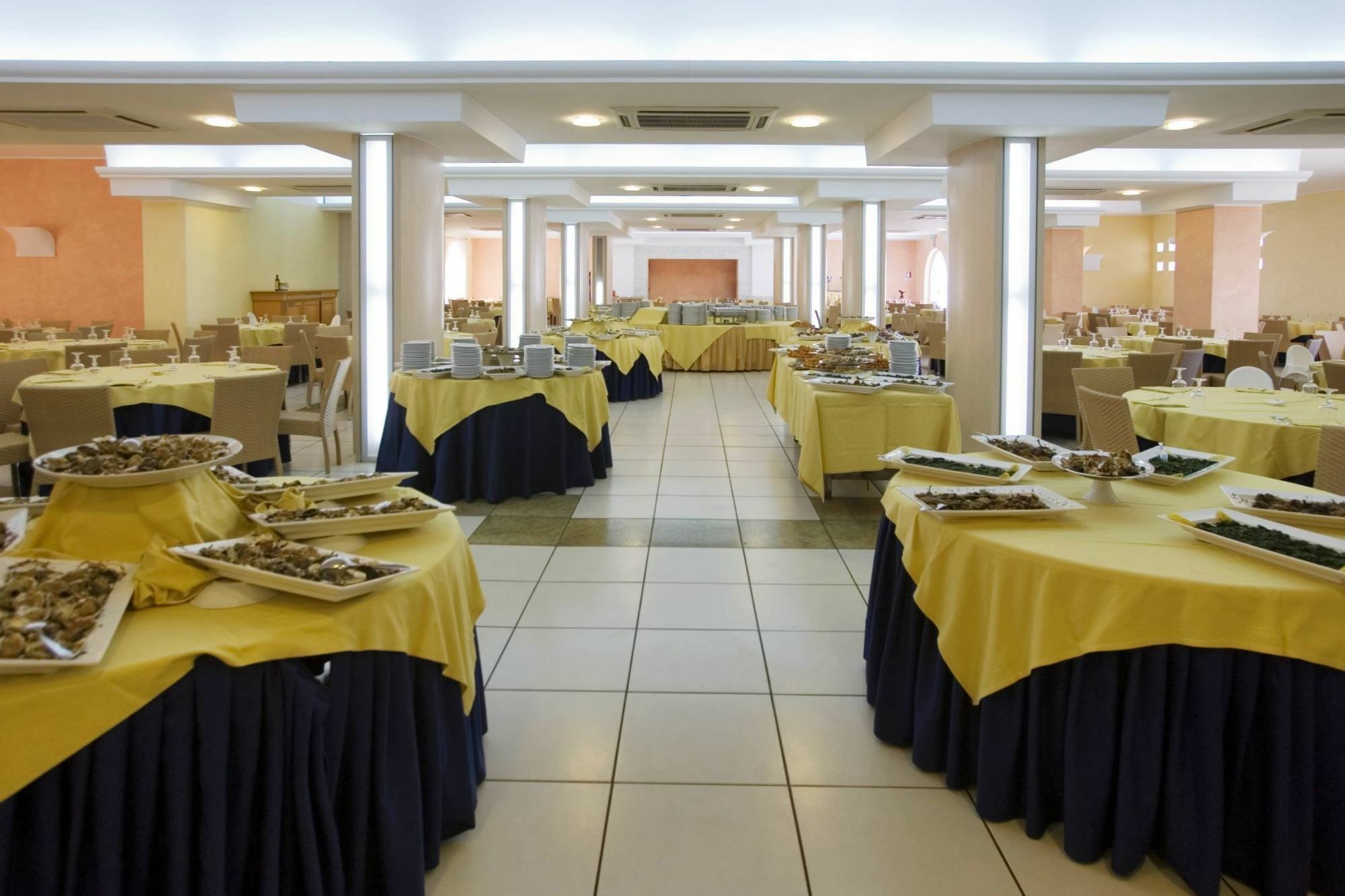Futura Club Torre Rinalda Hotel Exterior photo